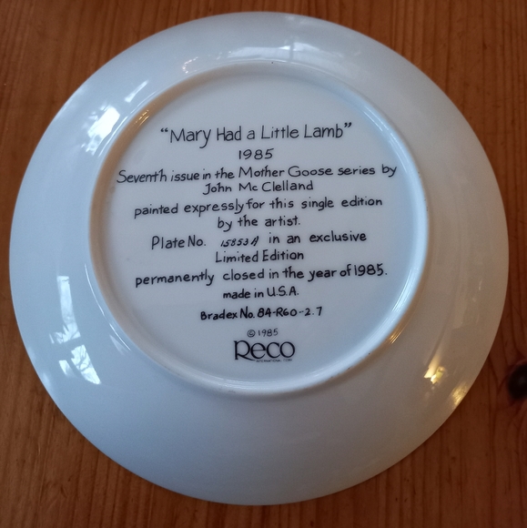 Collectable plate, Mary Had a Little Lamb 1985 - Picture 3 of 4